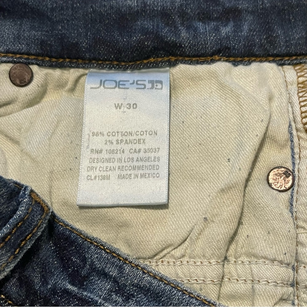 Joe's Jeans KENCY Distressed Shorts Size 30 Stretch - Picture 3 of 8